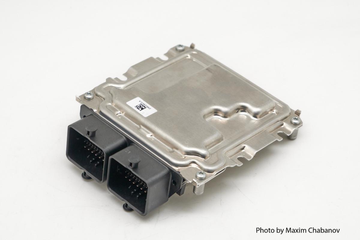21214-1411020-70 ЭБУ BOSCH -Контроллер н/о Е-газ  (Е-5)
