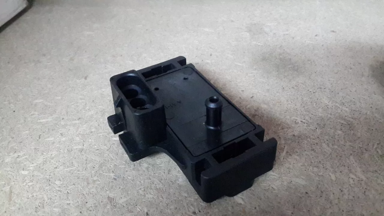 21214-1413020 Датчик абсолютного давления GM